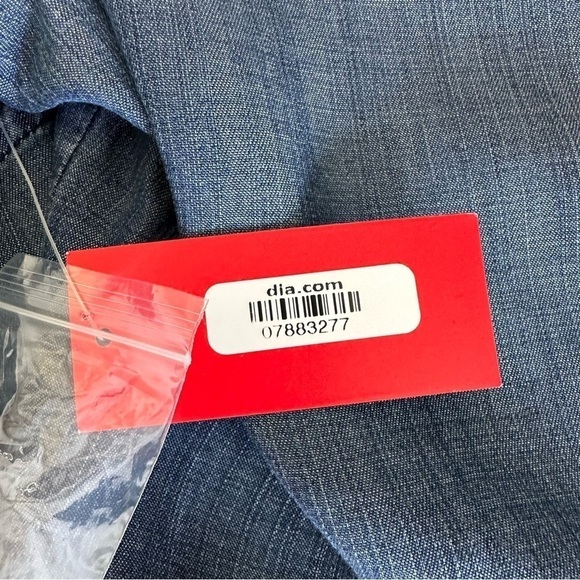 Molly & Isadora Myla Button-Down Chambray Shirt. - Picture 9 of 13